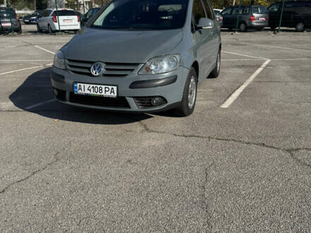 Серый Фольксваген Гольф Плюс, объемом двигателя 1.6 л и пробегом 216 тыс. км за 6099 $, фото 1 на Automoto.ua