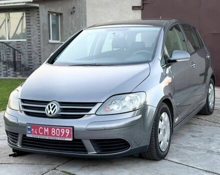 Сірий Фольксваген Golf Plus, об'ємом двигуна 1.6 л та пробігом 210 тис. км за 5650 $, фото 1 на Automoto.ua
