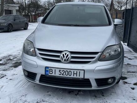 Серый Фольксваген Гольф Плюс, объемом двигателя 1.39 л и пробегом 211 тыс. км за 7000 $, фото 1 на Automoto.ua