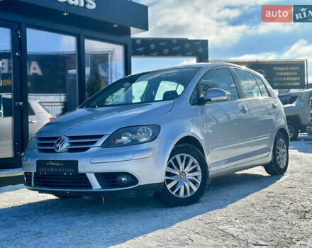 Серый Фольксваген Гольф Плюс, объемом двигателя 1.6 л и пробегом 178 тыс. км за 6600 $, фото 1 на Automoto.ua