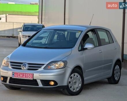 Сірий Фольксваген Golf Plus, об'ємом двигуна 1.6 л та пробігом 181 тис. км за 6199 $, фото 1 на Automoto.ua