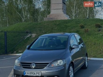 Серый Фольксваген Гольф Плюс, объемом двигателя 1.39 л и пробегом 164 тыс. км за 6000 $, фото 1 на Automoto.ua
