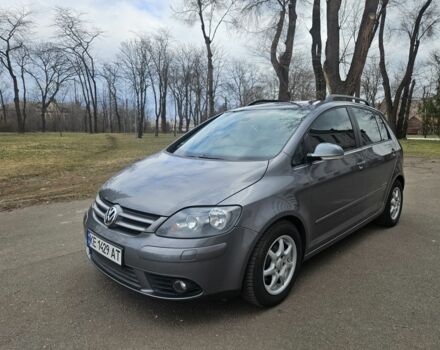 Сірий Фольксваген Golf Plus, об'ємом двигуна 1.6 л та пробігом 214 тис. км за 7300 $, фото 1 на Automoto.ua