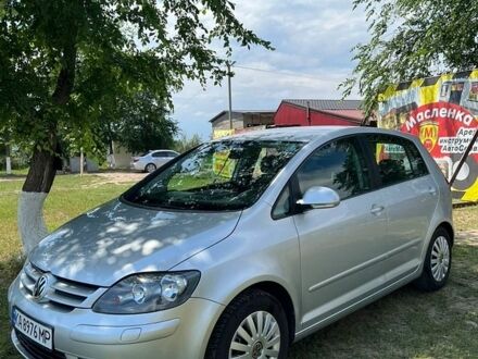 Сірий Фольксваген Golf Plus, об'ємом двигуна 1.6 л та пробігом 156 тис. км за 6700 $, фото 1 на Automoto.ua