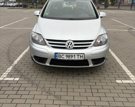 Сірий Фольксваген Golf Plus, об'ємом двигуна 1.6 л та пробігом 235 тис. км за 4595 $, фото 1 на Automoto.ua