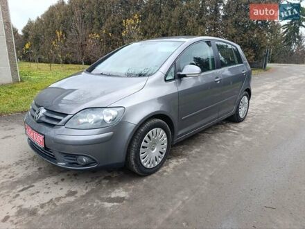 Сірий Фольксваген Golf Plus, об'ємом двигуна 1.4 л та пробігом 145 тис. км за 5700 $, фото 1 на Automoto.ua