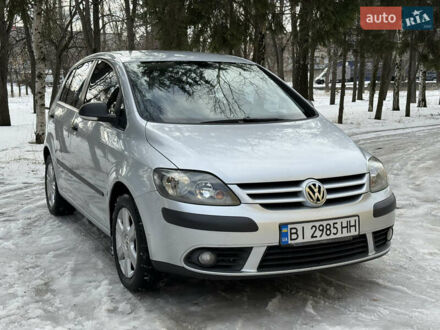 Серый Фольксваген Гольф Плюс, объемом двигателя 1.6 л и пробегом 243 тыс. км за 6000 $, фото 1 на Automoto.ua