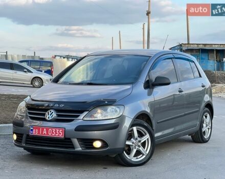 Серый Фольксваген Гольф Плюс, объемом двигателя 1.6 л и пробегом 201 тыс. км за 5350 $, фото 1 на Automoto.ua