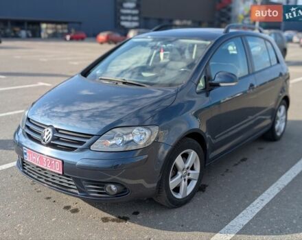 Серый Фольксваген Гольф Плюс, объемом двигателя 1.4 л и пробегом 221 тыс. км за 7190 $, фото 1 на Automoto.ua