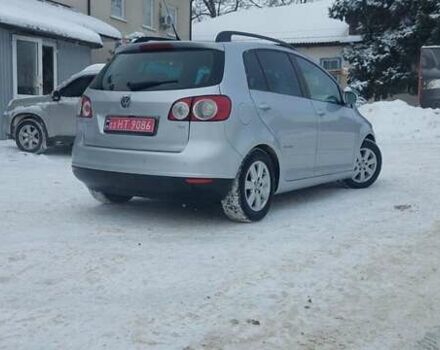 Серый Фольксваген Гольф Плюс, объемом двигателя 1.6 л и пробегом 198 тыс. км за 6700 $, фото 1 на Automoto.ua