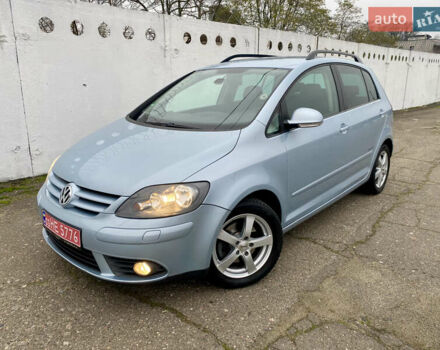 Серый Фольксваген Гольф Плюс, объемом двигателя 1.4 л и пробегом 200 тыс. км за 6900 $, фото 1 на Automoto.ua