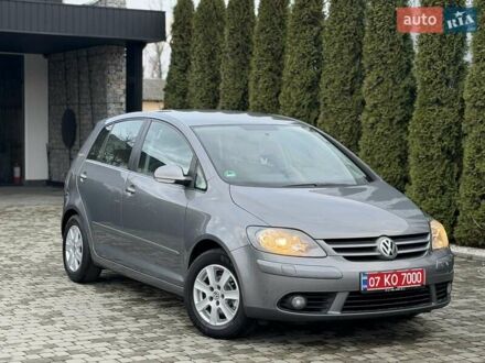 Серый Фольксваген Гольф Плюс, объемом двигателя 1.4 л и пробегом 194 тыс. км за 5700 $, фото 1 на Automoto.ua