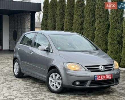 Серый Фольксваген Гольф Плюс, объемом двигателя 1.4 л и пробегом 194 тыс. км за 5700 $, фото 1 на Automoto.ua