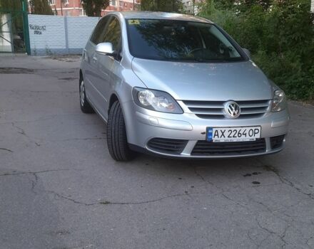 Сірий Фольксваген Golf Plus, об'ємом двигуна 1.6 л та пробігом 230 тис. км за 5500 $, фото 1 на Automoto.ua