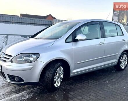 Серый Фольксваген Гольф Плюс, объемом двигателя 1.4 л и пробегом 188 тыс. км за 5950 $, фото 1 на Automoto.ua