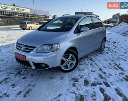 Серый Фольксваген Гольф Плюс, объемом двигателя 1.4 л и пробегом 152 тыс. км за 6700 $, фото 1 на Automoto.ua
