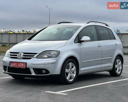 Сірий Фольксваген Golf Plus, об'ємом двигуна 1.4 л та пробігом 183 тис. км за 7899 $, фото 1 на Automoto.ua