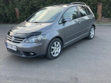 Сірий Фольксваген Golf Plus, об'ємом двигуна 1.4 л та пробігом 178 тис. км за 5912 $, фото 1 на Automoto.ua