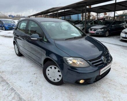 Серый Фольксваген Гольф Плюс, объемом двигателя 1.6 л и пробегом 248 тыс. км за 6900 $, фото 1 на Automoto.ua