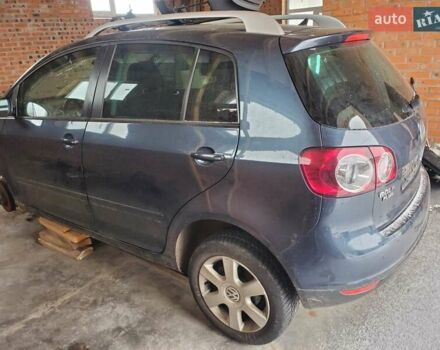 Серый Фольксваген Гольф Плюс, объемом двигателя 1.4 л и пробегом 270 тыс. км за 3200 $, фото 1 на Automoto.ua