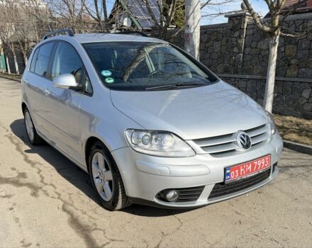 Серый Фольксваген Гольф Плюс, объемом двигателя 1.4 л и пробегом 200 тыс. км за 6999 $, фото 1 на Automoto.ua
