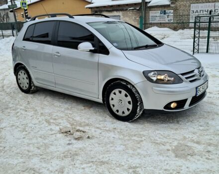 Серый Фольксваген Гольф Плюс, объемом двигателя 1.6 л и пробегом 192 тыс. км за 6200 $, фото 1 на Automoto.ua