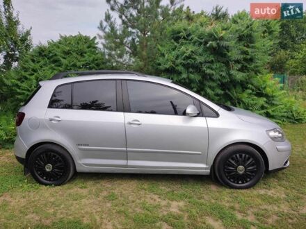 Сірий Фольксваген Golf Plus, об'ємом двигуна 1.39 л та пробігом 200 тис. км за 6999 $, фото 1 на Automoto.ua