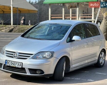 Серый Фольксваген Гольф Плюс, объемом двигателя 1.39 л и пробегом 213 тыс. км за 6700 $, фото 1 на Automoto.ua
