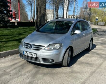Серый Фольксваген Гольф Плюс, объемом двигателя 1.6 л и пробегом 148 тыс. км за 7850 $, фото 1 на Automoto.ua