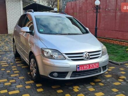 Серый Фольксваген Гольф Плюс, объемом двигателя 1.4 л и пробегом 180 тыс. км за 6900 $, фото 1 на Automoto.ua