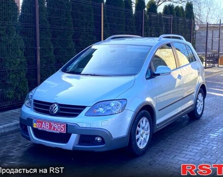Серый Фольксваген Гольф Плюс, объемом двигателя 1.4 л и пробегом 199 тыс. км за 7800 $, фото 1 на Automoto.ua
