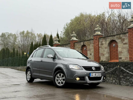 Серый Фольксваген Гольф Плюс, объемом двигателя 1.6 л и пробегом 225 тыс. км за 7399 $, фото 1 на Automoto.ua