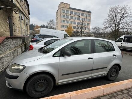 Серый Фольксваген Гольф Плюс, объемом двигателя 1.6 л и пробегом 245 тыс. км за 6200 $, фото 1 на Automoto.ua