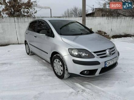 Серый Фольксваген Гольф Плюс, объемом двигателя 1.9 л и пробегом 153 тыс. км за 7200 $, фото 1 на Automoto.ua