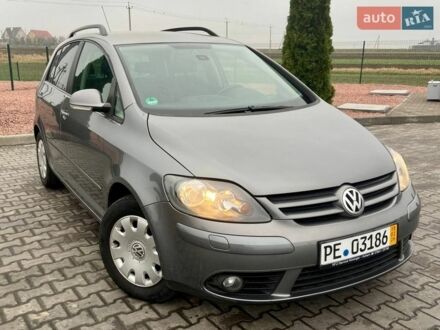 Сірий Фольксваген Golf Plus, об'ємом двигуна 1.6 л та пробігом 231 тис. км за 6750 $, фото 1 на Automoto.ua