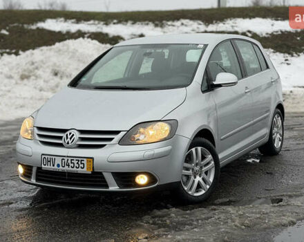 Сірий Фольксваген Golf Plus, об'ємом двигуна 1.4 л та пробігом 220 тис. км за 6500 $, фото 1 на Automoto.ua