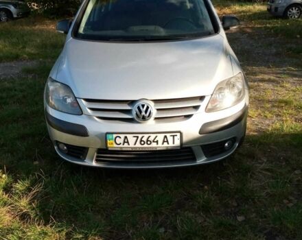 Сірий Фольксваген Golf Plus, об'ємом двигуна 1.6 л та пробігом 110 тис. км за 7200 $, фото 1 на Automoto.ua