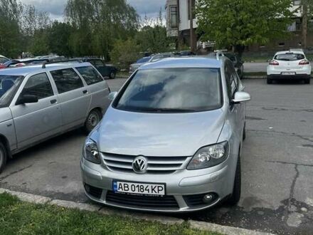 Серый Фольксваген Гольф Плюс, объемом двигателя 1.4 л и пробегом 174 тыс. км за 7499 $, фото 1 на Automoto.ua