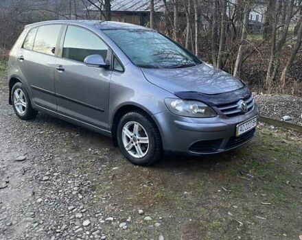 Сірий Фольксваген Golf Plus, об'ємом двигуна 1.6 л та пробігом 152 тис. км за 5500 $, фото 1 на Automoto.ua