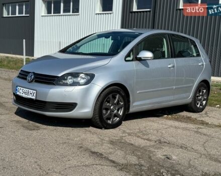 Серый Фольксваген Гольф Плюс, объемом двигателя 2 л и пробегом 134 тыс. км за 9999 $, фото 1 на Automoto.ua