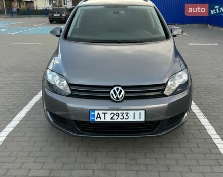 Серый Фольксваген Гольф Плюс, объемом двигателя 1.39 л и пробегом 242 тыс. км за 6400 $, фото 1 на Automoto.ua