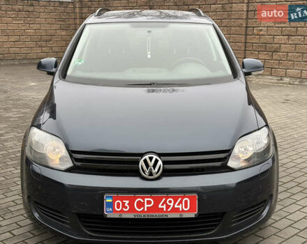 Серый Фольксваген Гольф Плюс, объемом двигателя 1.4 л и пробегом 241 тыс. км за 5699 $, фото 1 на Automoto.ua