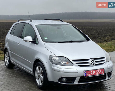 Сірий Фольксваген Golf Plus, об'ємом двигуна 1.4 л та пробігом 158 тис. км за 7300 $, фото 1 на Automoto.ua
