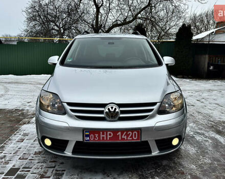 Сірий Фольксваген Golf Plus, об'ємом двигуна 1.6 л та пробігом 183 тис. км за 8145 $, фото 1 на Automoto.ua
