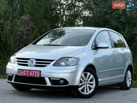 Сірий Фольксваген Golf Plus, об'ємом двигуна 1.6 л та пробігом 217 тис. км за 5999 $, фото 1 на Automoto.ua