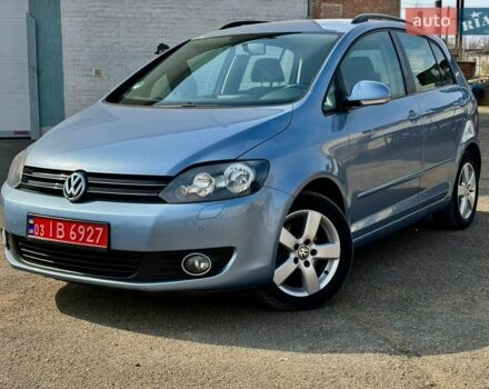 Серый Фольксваген Гольф Плюс, объемом двигателя 1.4 л и пробегом 224 тыс. км за 8299 $, фото 1 на Automoto.ua