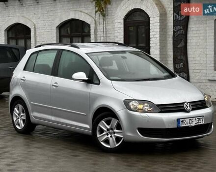 Сірий Фольксваген Golf Plus, об'ємом двигуна 1.6 л та пробігом 189 тис. км за 9399 $, фото 1 на Automoto.ua