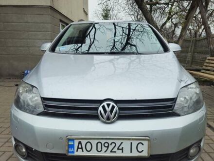 Серый Фольксваген Гольф Плюс, объемом двигателя 1.6 л и пробегом 240 тыс. км за 6200 $, фото 1 на Automoto.ua