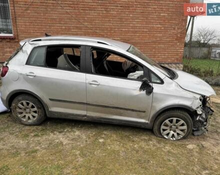 Серый Фольксваген Гольф Плюс, объемом двигателя 1.6 л и пробегом 168 тыс. км за 2900 $, фото 1 на Automoto.ua