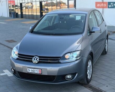 Серый Фольксваген Гольф Плюс, объемом двигателя 1.4 л и пробегом 156 тыс. км за 9100 $, фото 1 на Automoto.ua